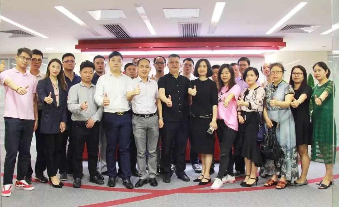 1556438627949591.jpg 444.jpg